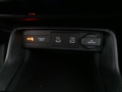 Used 2025 Honda Civic LX image 29