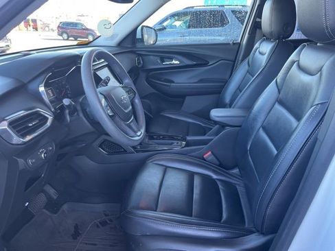 Used 2023 Chevrolet TrailBlazer LT w/ Convenience Package image 6