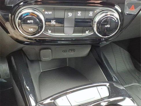 New 2026 Chevrolet Trax RS image 23