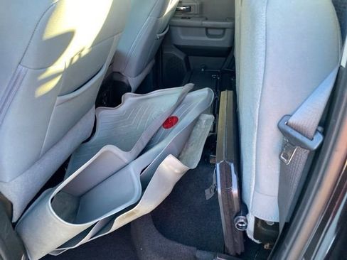 Used 2019 RAM 1500 Classic SLT image 22