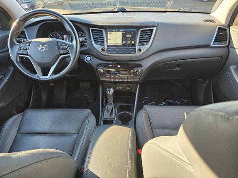 Used 2018 Hyundai Tucson Limited image 18