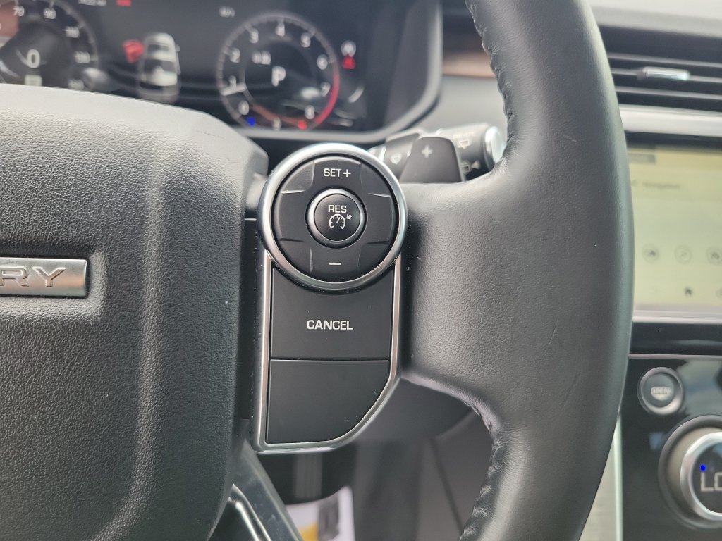 Used 2018 Land Rover Discovery HSE AWD/4WD image 33
