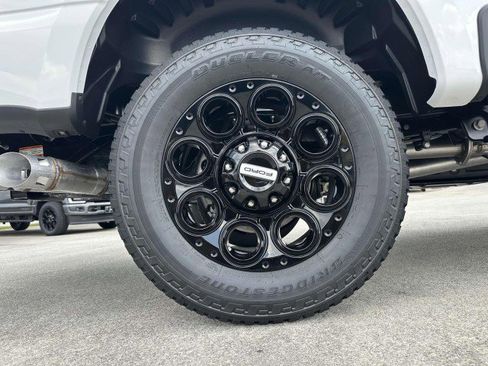 New 2025 Ford F250 XLT w/ Black Appearance Package image 17