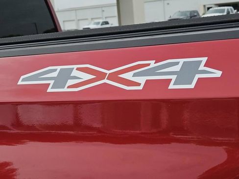 Used 2025 Chevrolet Silverado 1500 LTZ w/ LTZ Convenience Package II AWD/4WD image 12