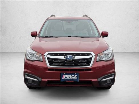 Used 2017 Subaru Forester 2.5i Premium image 2