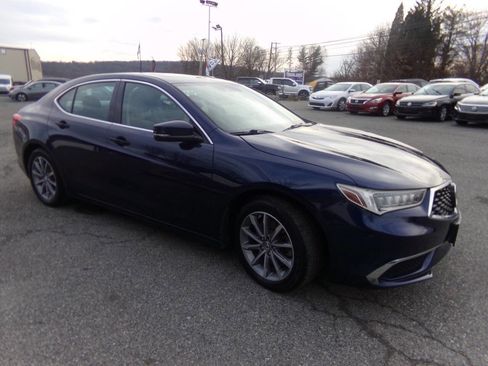 Used 2018 Acura TLX image 5