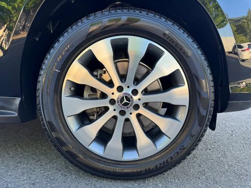 Used 2019 Mercedes-Benz GLS 450 4MATIC image 17