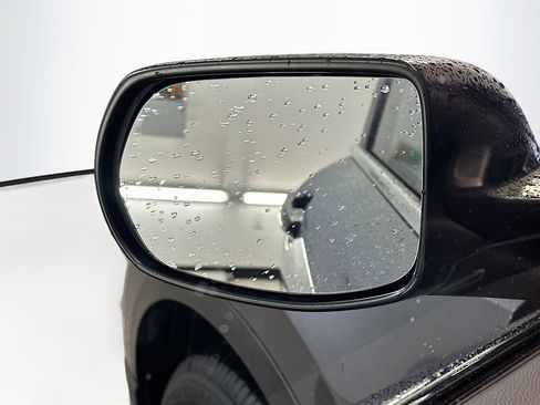 Used 2018 Honda CR-V LX image 16