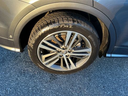 Used 2020 Audi Q5 e Prestige image 27