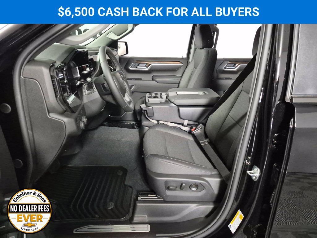 New 2026 Chevrolet Silverado 1500 RST w/ Z71 Off-Road Package AWD/4WD image 9