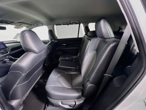 Used 2024 Toyota Grand Highlander FWD image 28