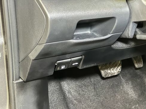 Used 2023 Nissan Kicks SV FWD image 20