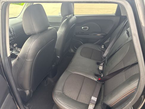 Used 2018 Kia Soul ! w/ Tech Package FWD image 15
