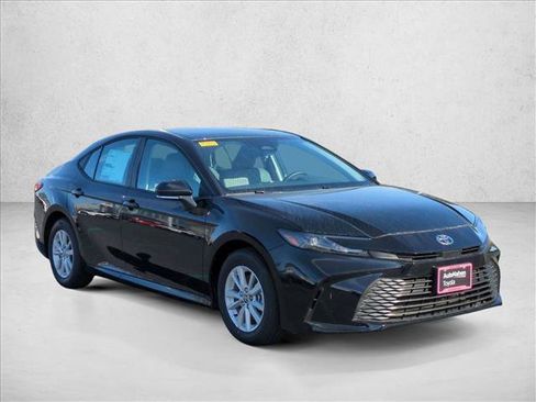 New 2026 Toyota Camry LE FWD image 7