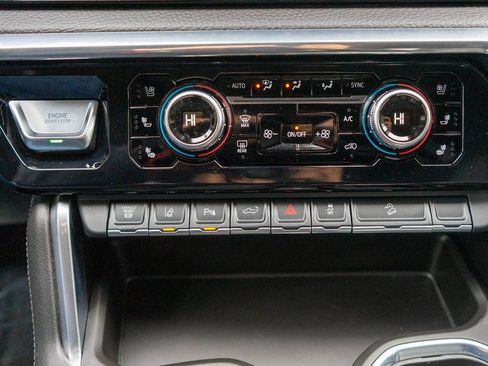 Used 2025 GMC Sierra 2500 Denali w/ Denali Reserve Package image 27