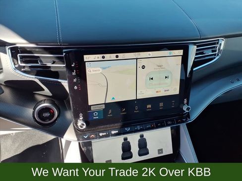 New 2026 Jeep Grand Wagoneer Summit image 13