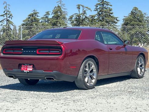 Used 2020 Dodge Challenger GT RWD image 3