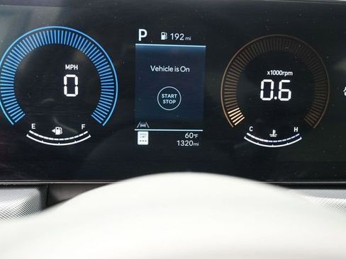 Used 2025 Hyundai Sonata SEL AWD/4WD image 21