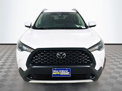 Certified 2022 Toyota Corolla Cross LE image 2