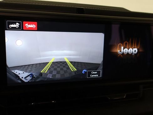 Used 2024 Jeep Wrangler Unlimited Rubicon 4xe w/ Capability Package AWD/4WD image 47