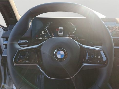 Used 2025 BMW 530i xDrive image 21