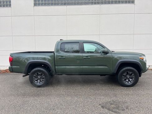 Used 2021 Toyota Tacoma SR5 image 5