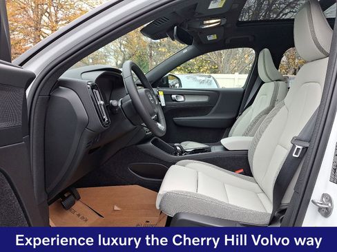 New 2026 Volvo EX40 Plus w/ Climate Package RWD image 9