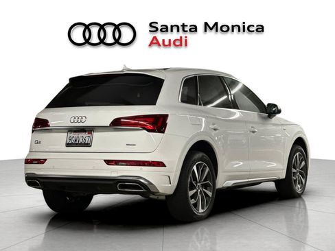 Used 2023 Audi Q5 2.0T Premium Plus w/ Premium Plus Package AWD/4WD image 2