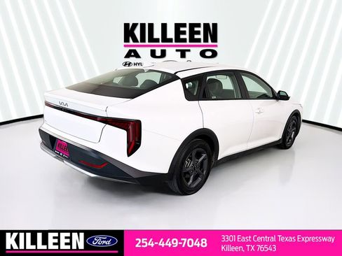 Used 2025 Kia K4 FWD image 8