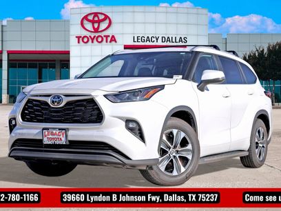 Used 2025 Toyota Highlander XLE