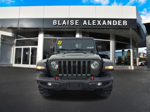 Used 2021 Jeep Gladiator Rubicon w/ Safety Group image 9