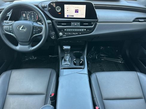 Certified 2025 Lexus ES 350 w/ Premium Package FWD image 17