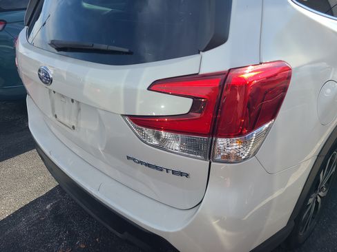 Used 2023 Subaru Forester Limited AWD/4WD image 10