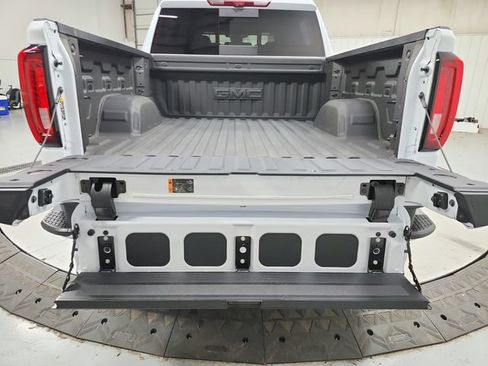 Used 2026 GMC Sierra 1500 Denali w/ Denali Reserve Package AWD/4WD image 48