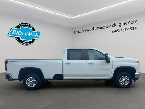 Used 2022 Chevrolet Silverado 2500 LT image 8