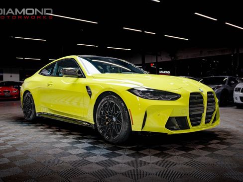 Used 2021 BMW M4 Coupe w/ M Carbon Exterior Package image 34