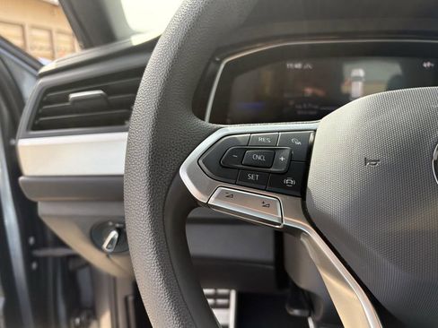 Used 2023 Volkswagen Jetta Sport image 15