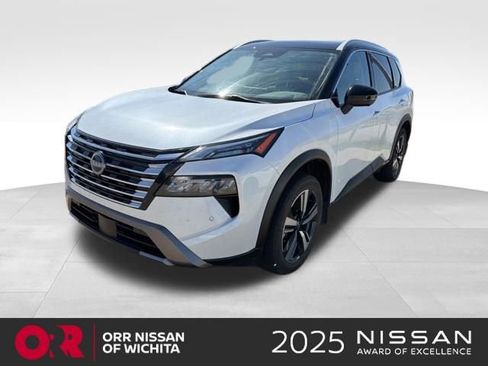 Used 2024 Nissan Rogue SL w/ SL Premium Package image 1