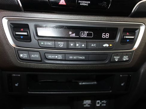 Used 2022 Honda Passport TrailSport image 31