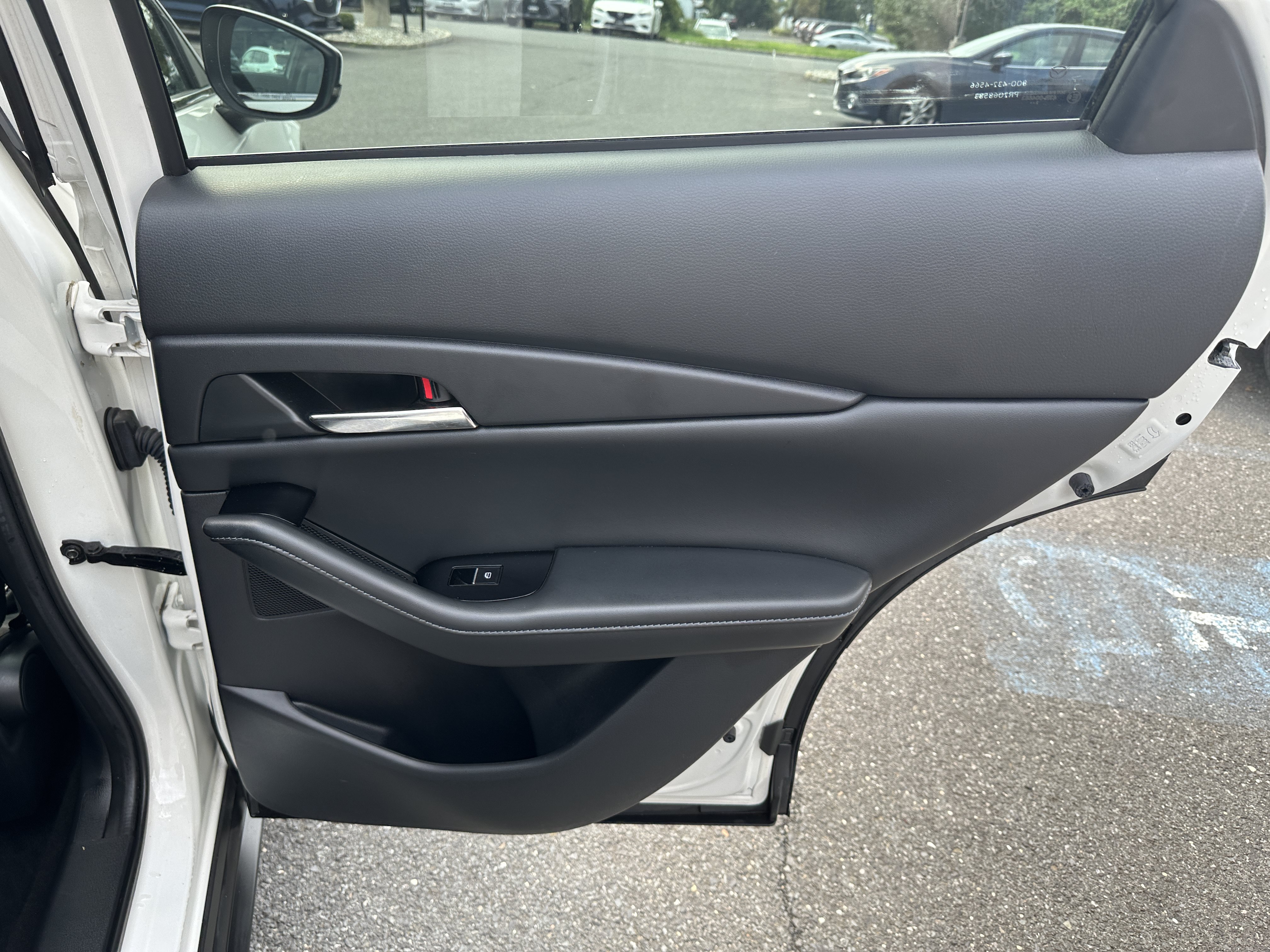Certified 2024 MAZDA CX-30 AWD 2.5 S w/ Preferred Package image 29