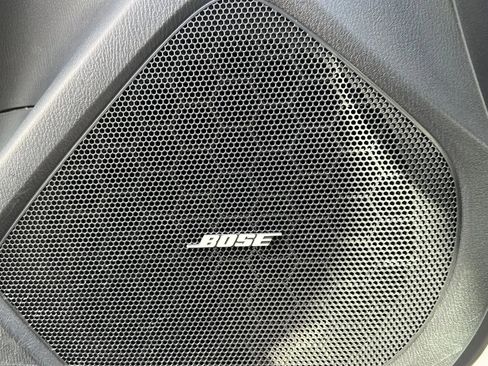 Used 2018 MAZDA MAZDA3 Touring image 22