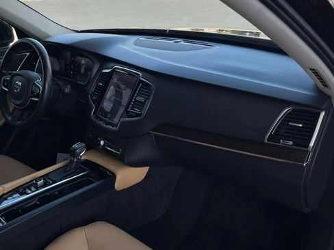 Used 2016 Volvo XC90 T6 Momentum w/ Momentum Plus Package image 46