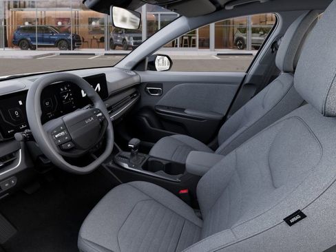 New 2025 Kia K4 EX image 18
