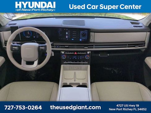 Used 2024 Hyundai Santa Fe SEL FWD image 18