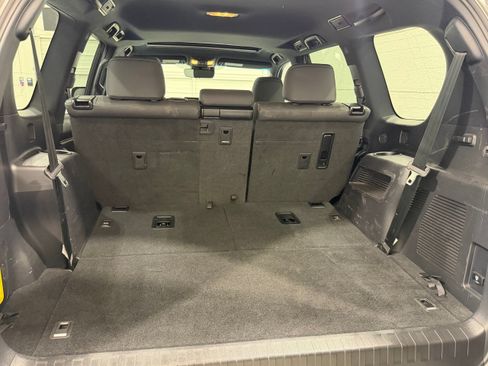 Used 2023 Lexus GX 460 Premium w/ Premium Package AWD/4WD image 26