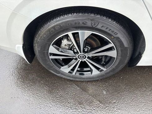 Used 2022 Nissan Sentra SV image 41