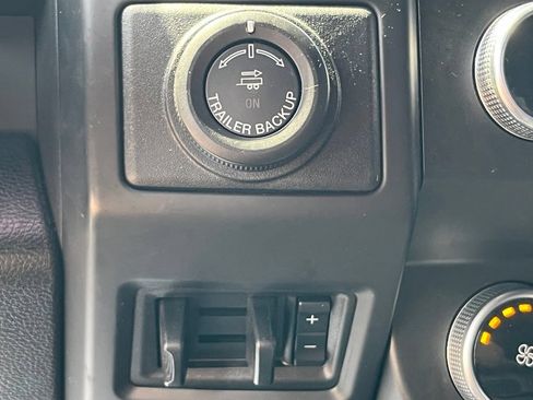 Used 2020 Ford Expedition XL AWD/4WD image 21
