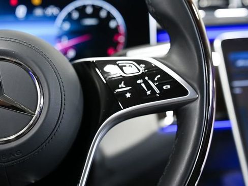 Used 2023 Mercedes-Benz S 580 4MATIC Sedan image 59