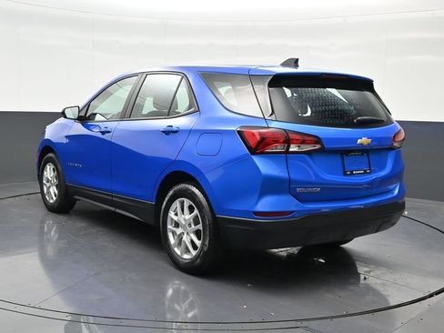 Used 2024 Chevrolet Equinox LS image 3