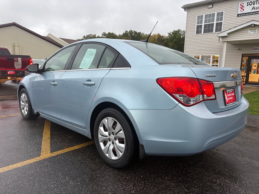 Used 2012 Chevrolet Cruze LS w/ Connectivity Package FWD image 8